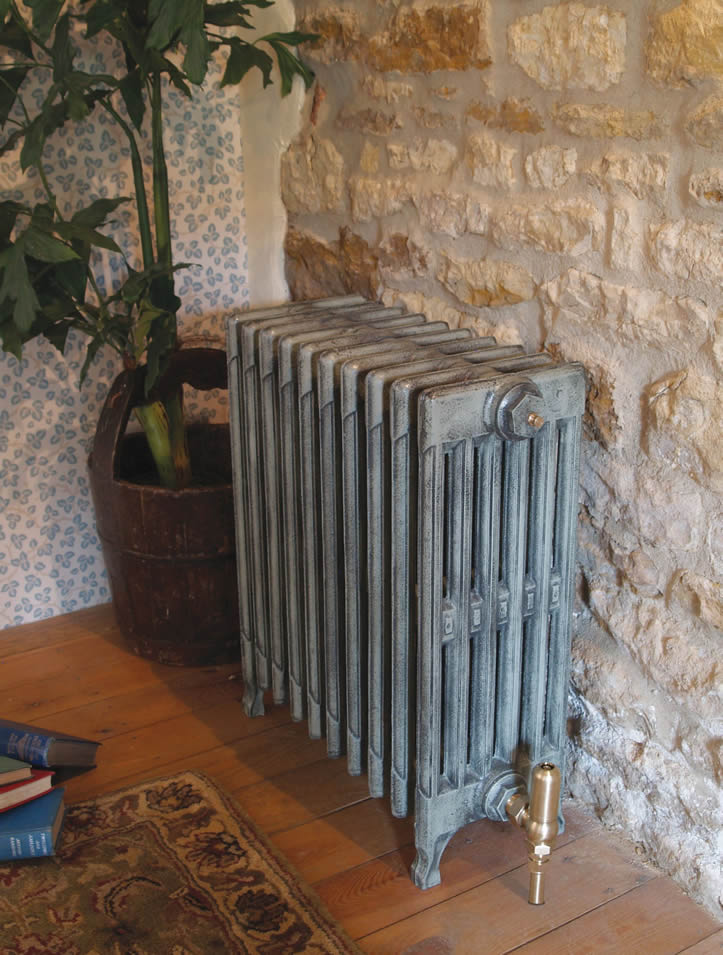 Victorian 6 column in antiqued french grey