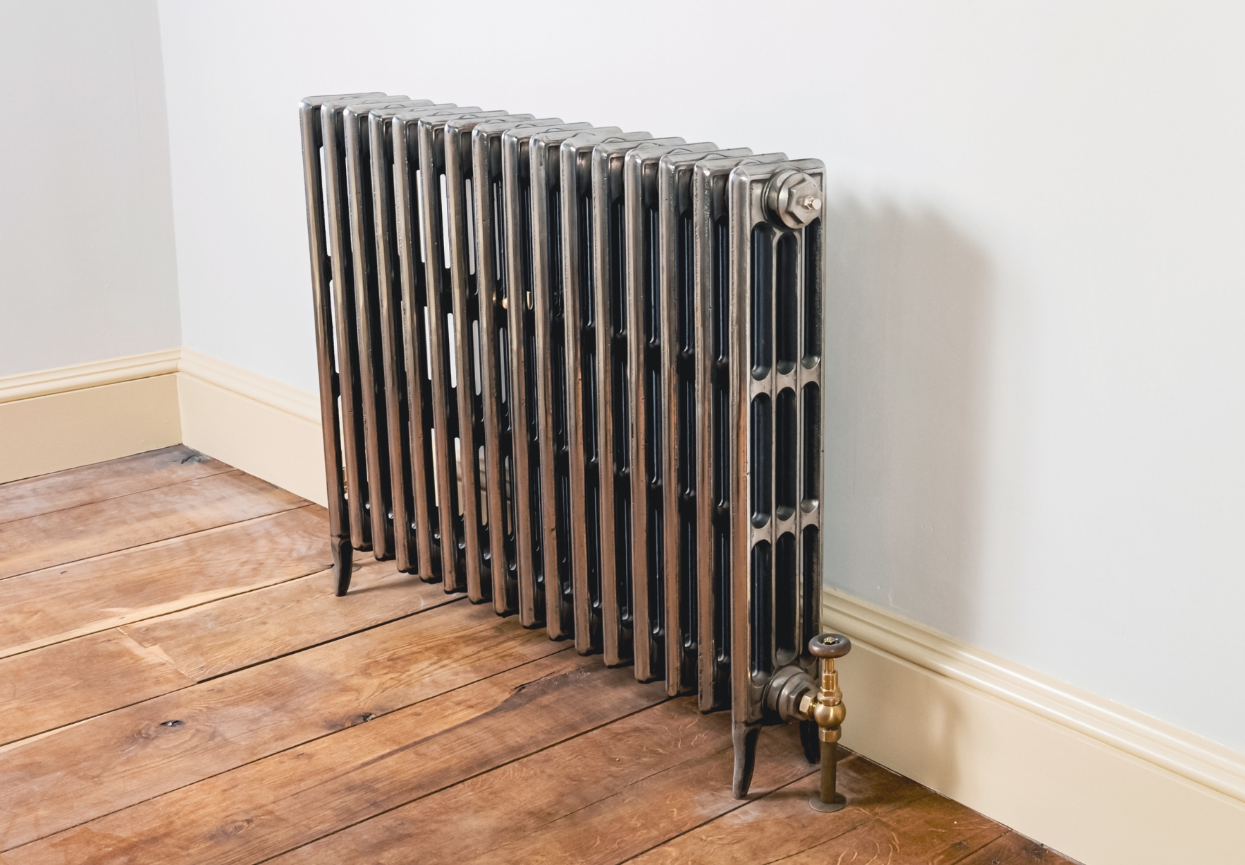 Victorian 4 Column Cast Iron Radiator