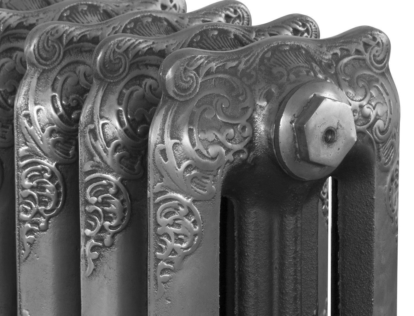 Rococo 3 Column 460Mm Cast Iron Radiator 10 Sections Hand Burnished With 3 Quarter Inch Bush Detail